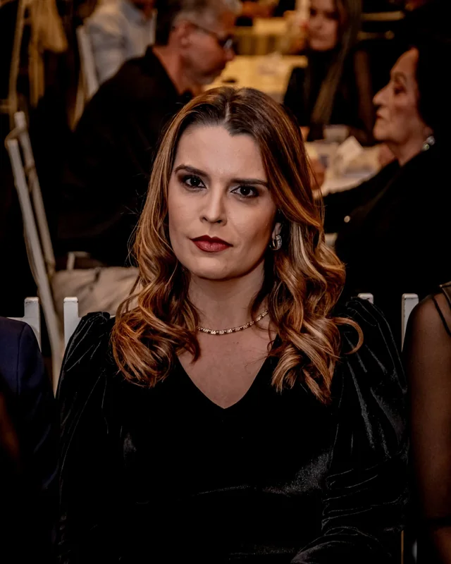 Dra. Mariana Barcelos Cunha